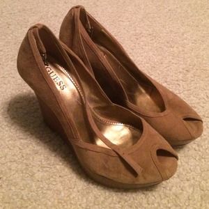 Guess tan brown beige wedge heels gold