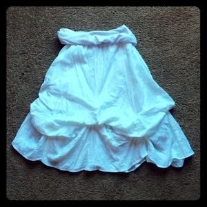 White skirt with pick-ups