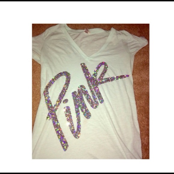 Vs shirt and phone case