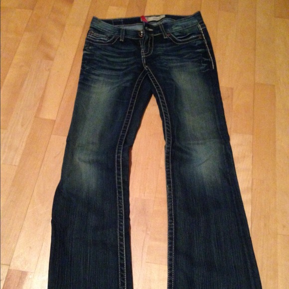 Sold - Picture 2 of 4