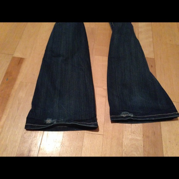 Sold - Picture 3 of 4