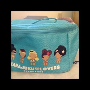 Rare Gwen Stefani make up bag.