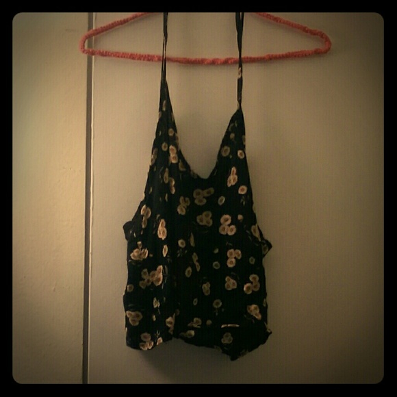 brandy melville Crop top