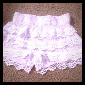 white crochet shorts 🎉