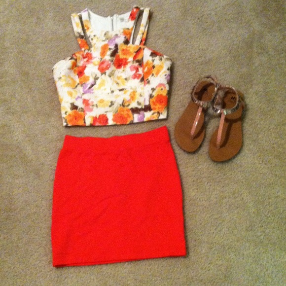 Forever 21 Orange Stretch Mini Skirt Small