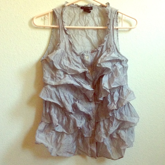 Gray small striped top.
