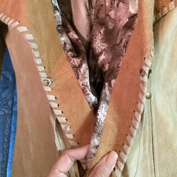 MARKED DOWN 100% Suede Leather jacket - Picture 2 of 4