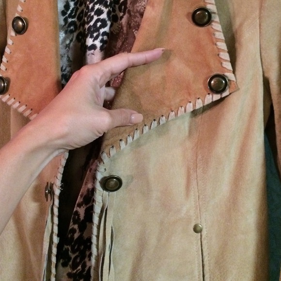 MARKED DOWN 100% Suede Leather jacket - Picture 4 of 4