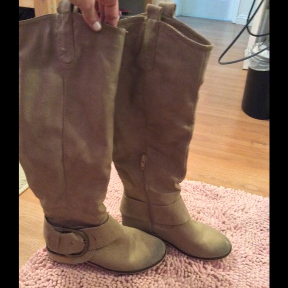 Tan boots