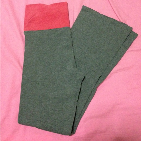 Victoria's Secret Colorblock Yoga Pants