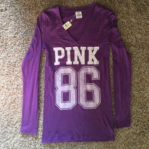 NWT Victoria's Secret Pink XS Long-sleeve V-neck