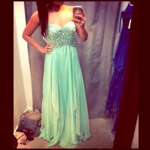 Prom dress