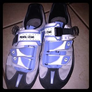 Pearl Izumi women's cycling shoes