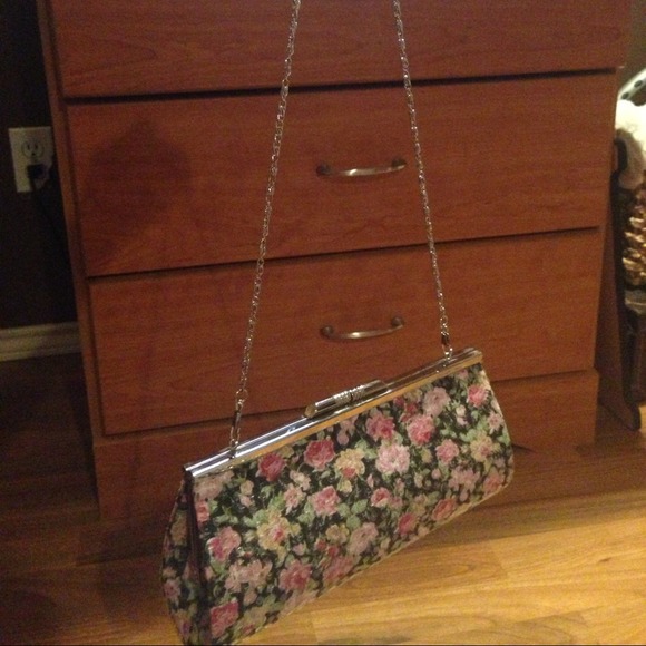 Clutch/ purse