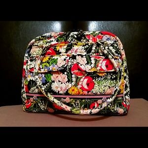 SALE!From $32 to $28 Vera Bradley handbag like new