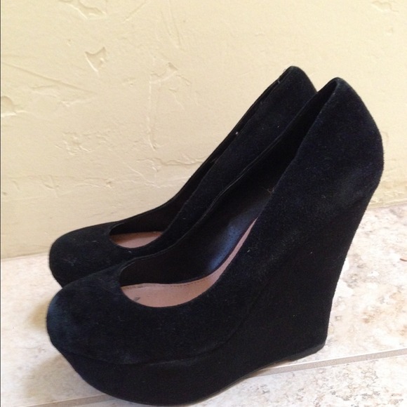 ❌SOLD❌ Steve Madden wedges