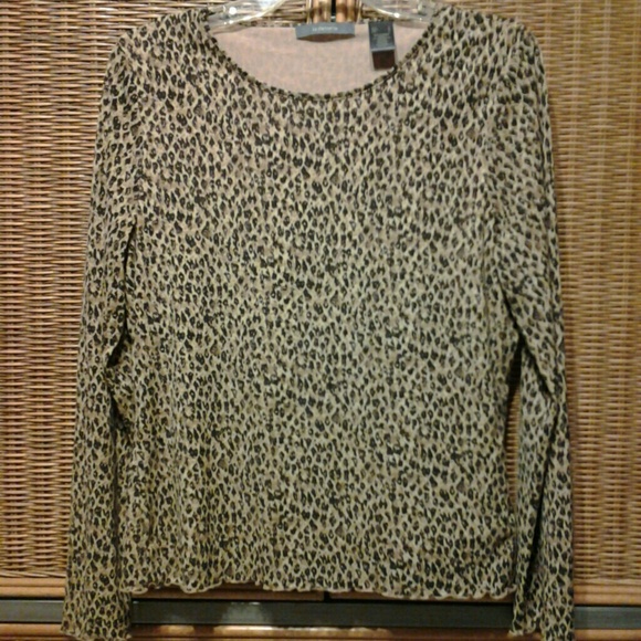 PRICE DROP!!!  Liz Claiborne animal print top