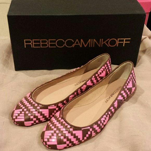 Cute tribal  woven Rebecca Minkoff flats sz7 NWT