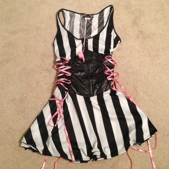 Sexy referee Halloween costume