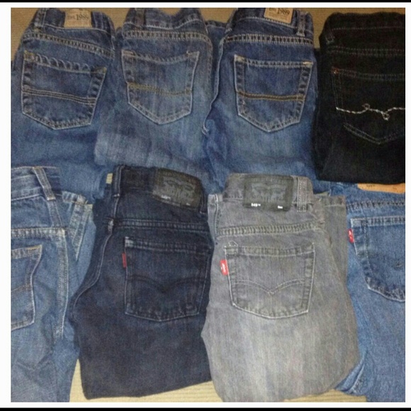 9 count boy jeans. All size 5 great condition.