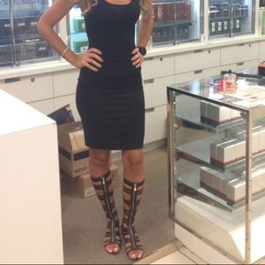 Super cute and trendy worn once