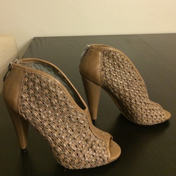 Vince Camuto shoes