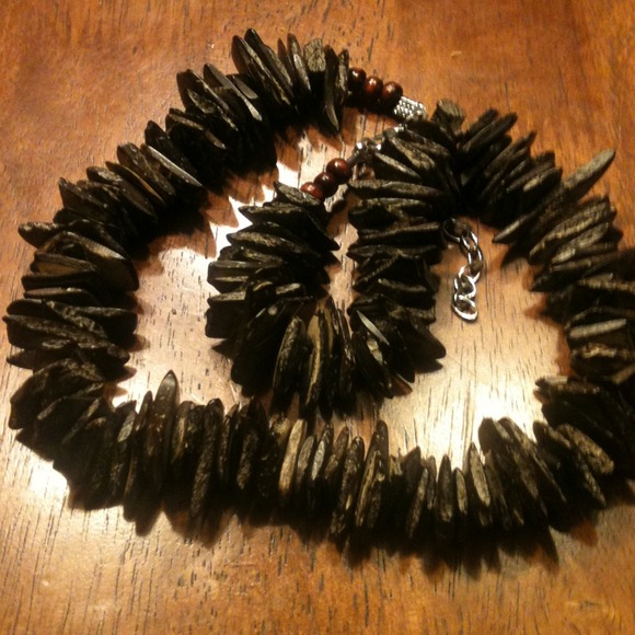 Chunky Statement Faux Wooden bead necklace 21"