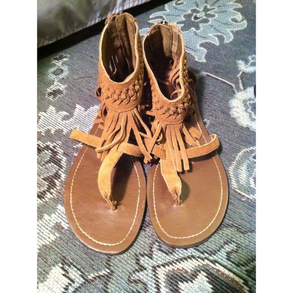 Minnetonka Fringe Sandals