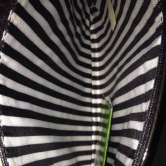⛔SOLD⛔Kate Spade Taxi Clutch - Picture 4 of 4