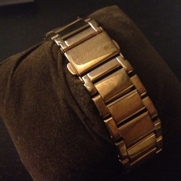 Michael Kors. MK5491 goldrose watch - Picture 4 of 4