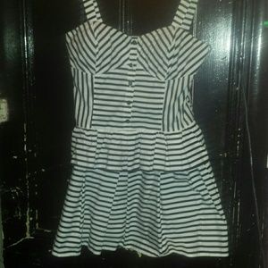 FOREVER 21 Dress