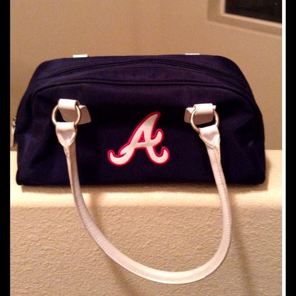 Atlanta Purse Very Cute NWT 💙