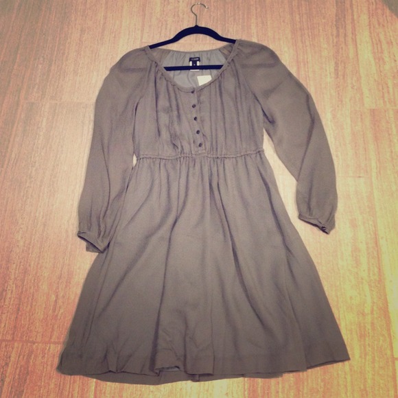 J Crew gray long sleeve crepe dress