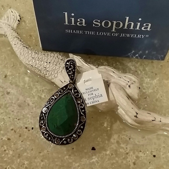 Lia Sophia Pendant New with box