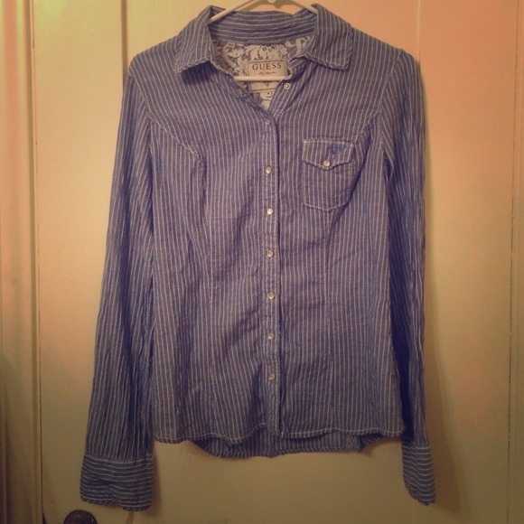 Adorable guess brand striped blouse