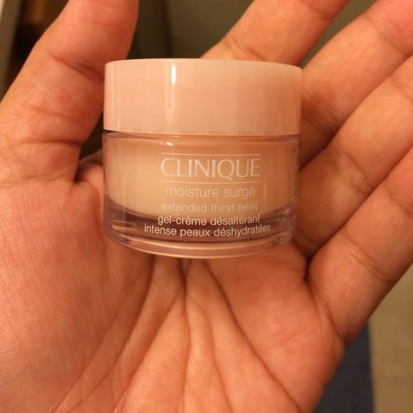 Clinique moisture surge in a jar