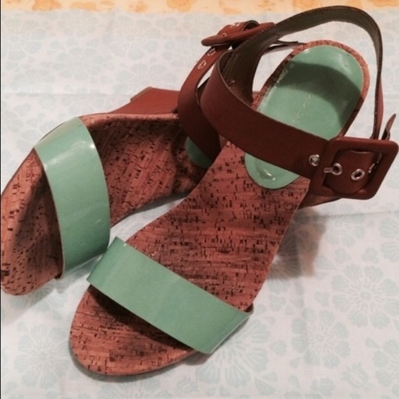 BCBG Wedges