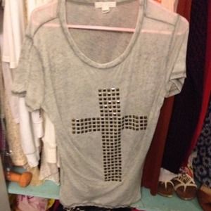 Cross tee