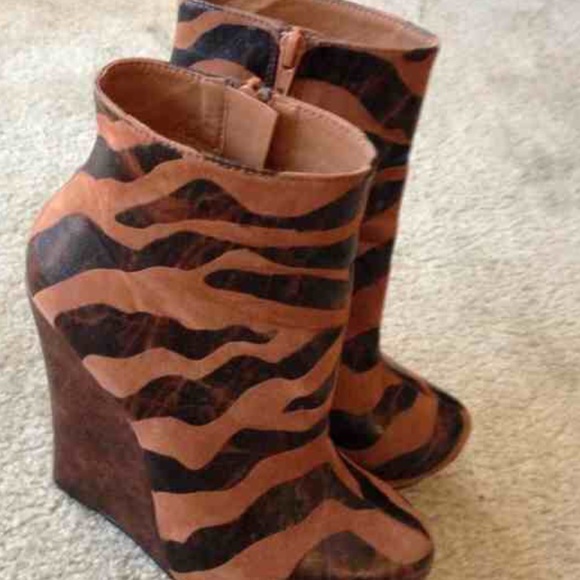 Baker Wedges - Picture 4 of 4