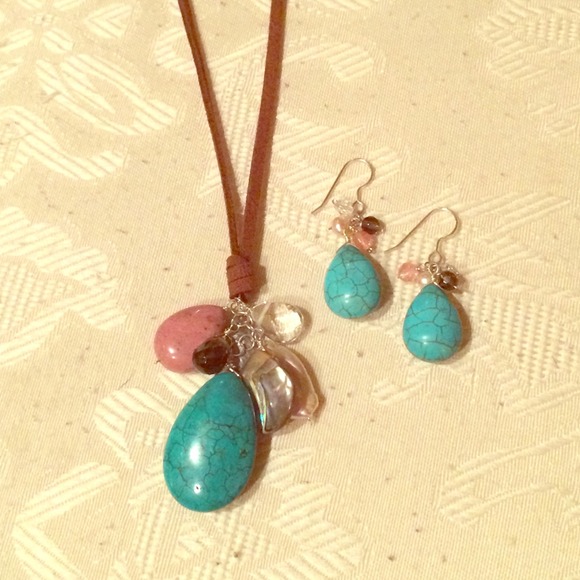 Turquoise & mother of pearl necklace & earring set