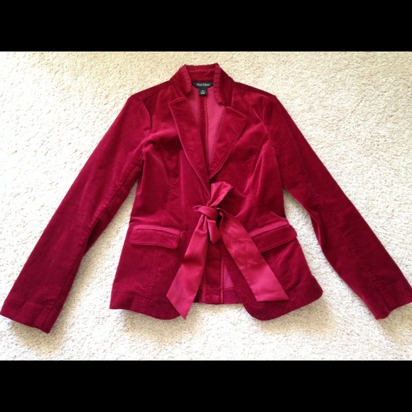 Ruby red velvet blazer with satin ribbon tie