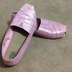 Faded glory pink sparkly shoes