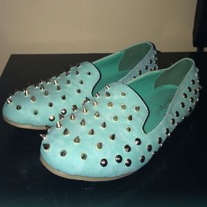 NEW Mint Studded Loafers Size 8