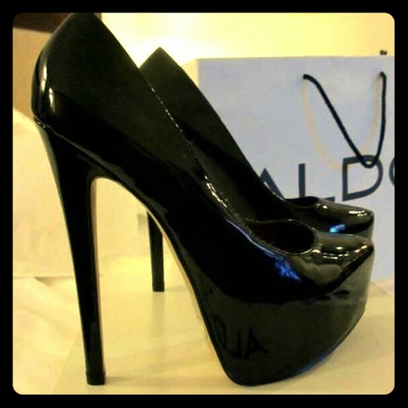 ALDO black