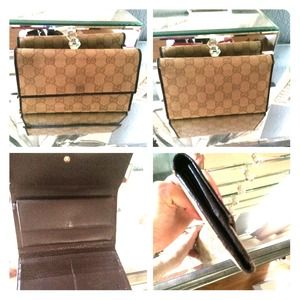 Authentic Gucci wallet