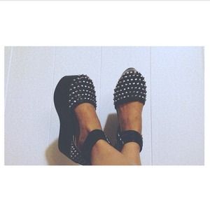 ego and greed she cray platform shoes