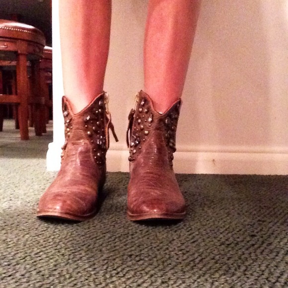 🌺SOLD🌺🍁PMEDITOR SHARED🍁Steve Madden Boots - Picture 2 of 4