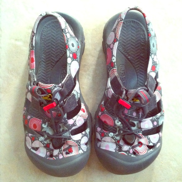 Little girl Keens!!!