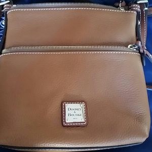 Dooney&Bourke