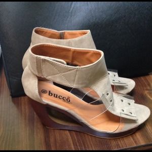 Suede Tan wedge